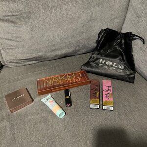 Urban Decay Naked Heat Palette & Too Faced Melted Matte Liquified Lipsticks